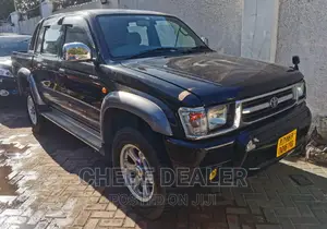 Toyota Hilux 2001 Black