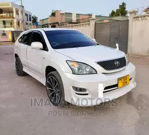 Toyota Harrier 2006 White