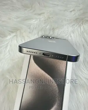 New Apple iPhone 15 Pro Max 256 GB Silver