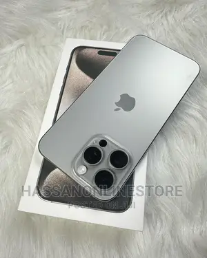New Apple iPhone 15 Pro Max 256 GB Silver