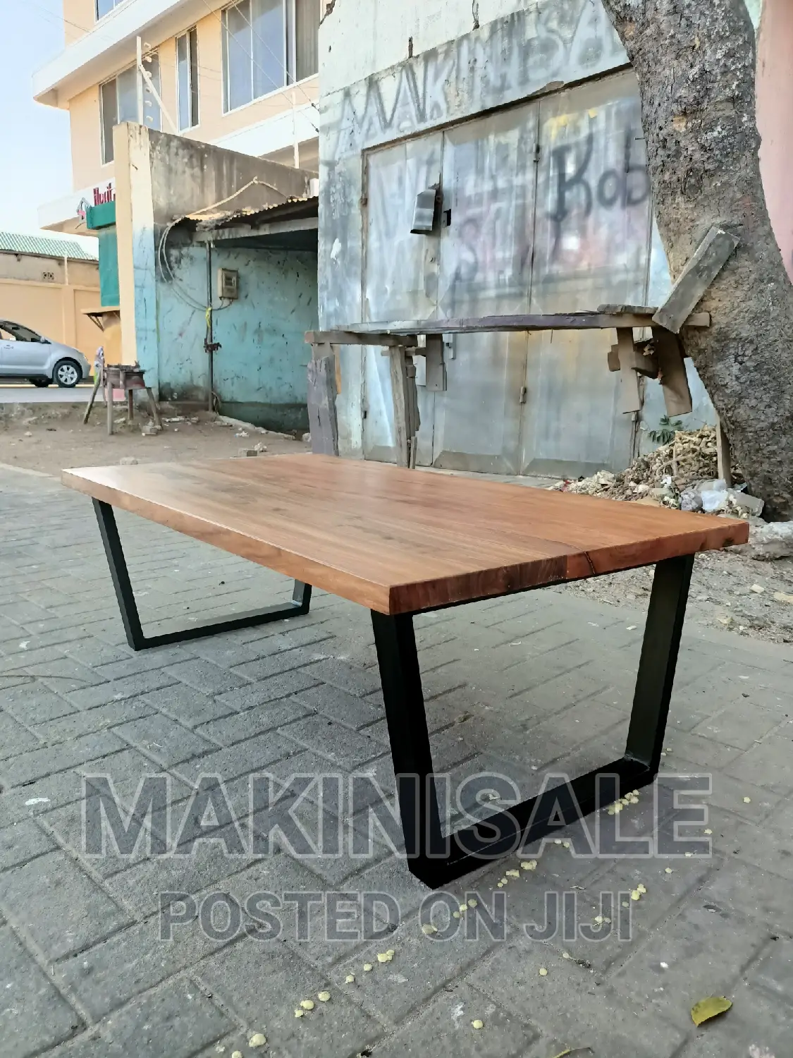 Coffee Table Nzuri Sana