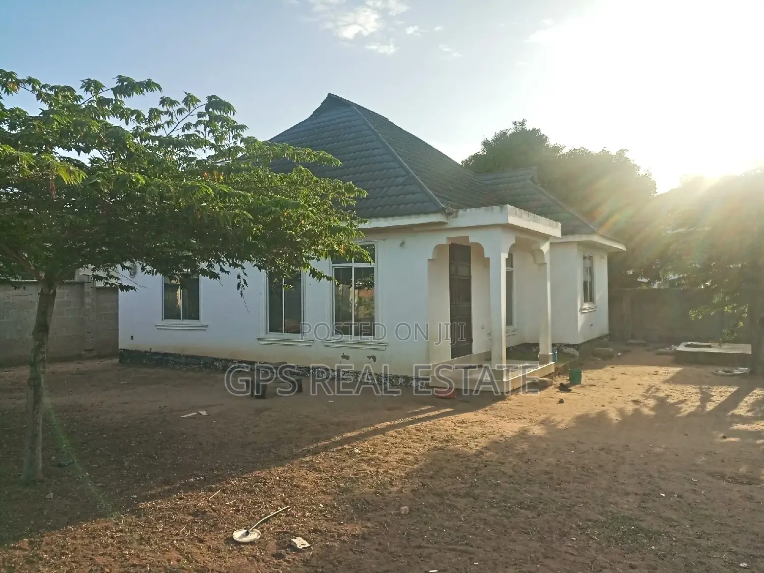 3bdrm House in Mbweni, Kinondoni for sale