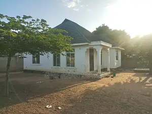 3bdrm House in Mbweni, Kinondoni for sale