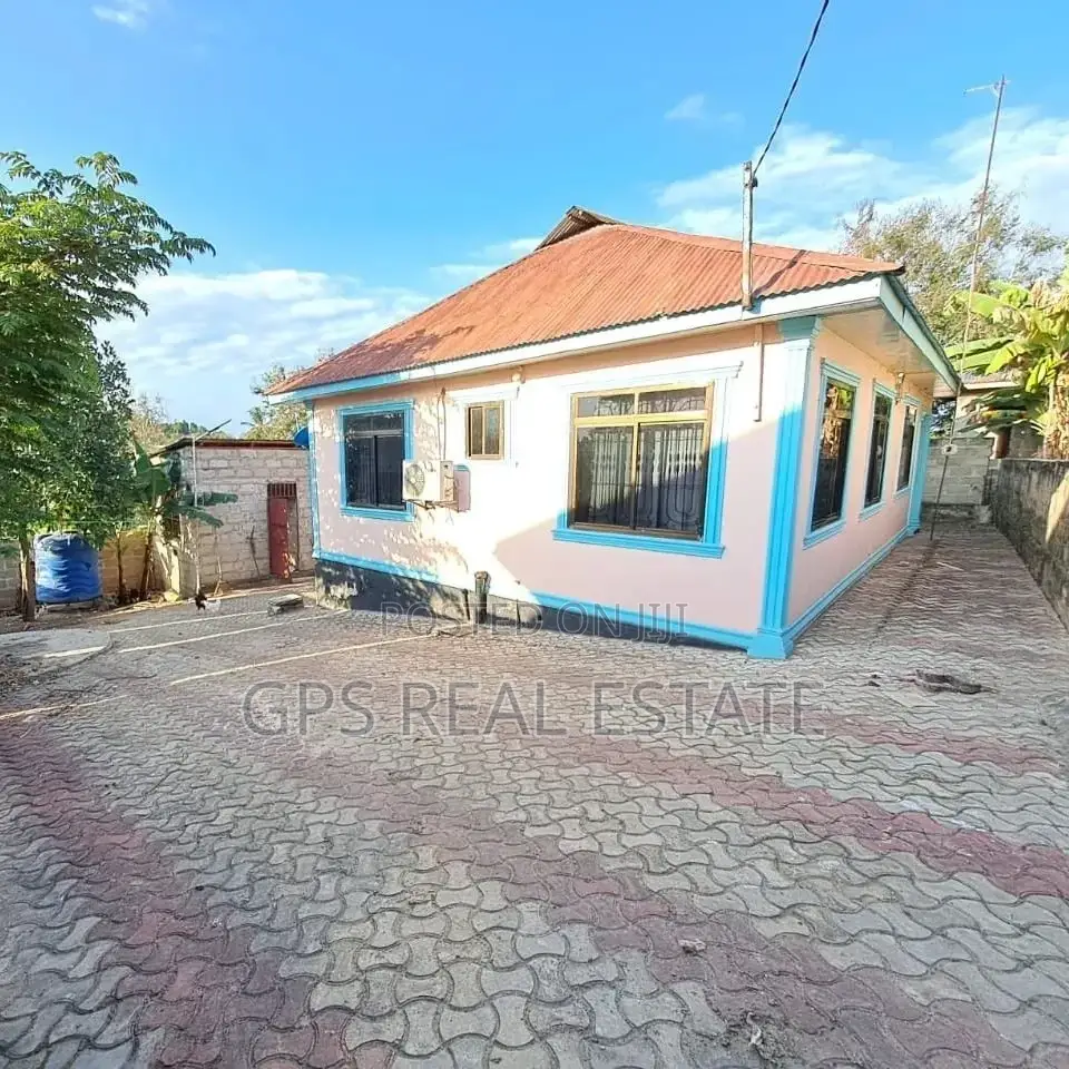 3bdrm House in Mbezi Luguruni, Kinondoni for sale