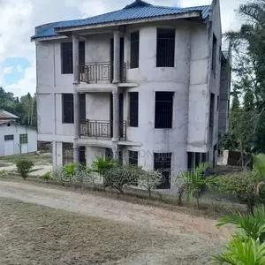 6bdrm House in Kiluvya Kibamba, Kinondoni for sale