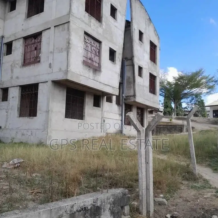 6bdrm House in Kiluvya Kibamba, Kinondoni for sale