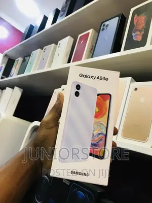 New Samsung Galaxy A04e 32 GB White