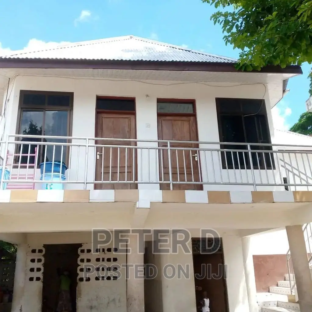 1bdrm Apartment in Kimara for rent