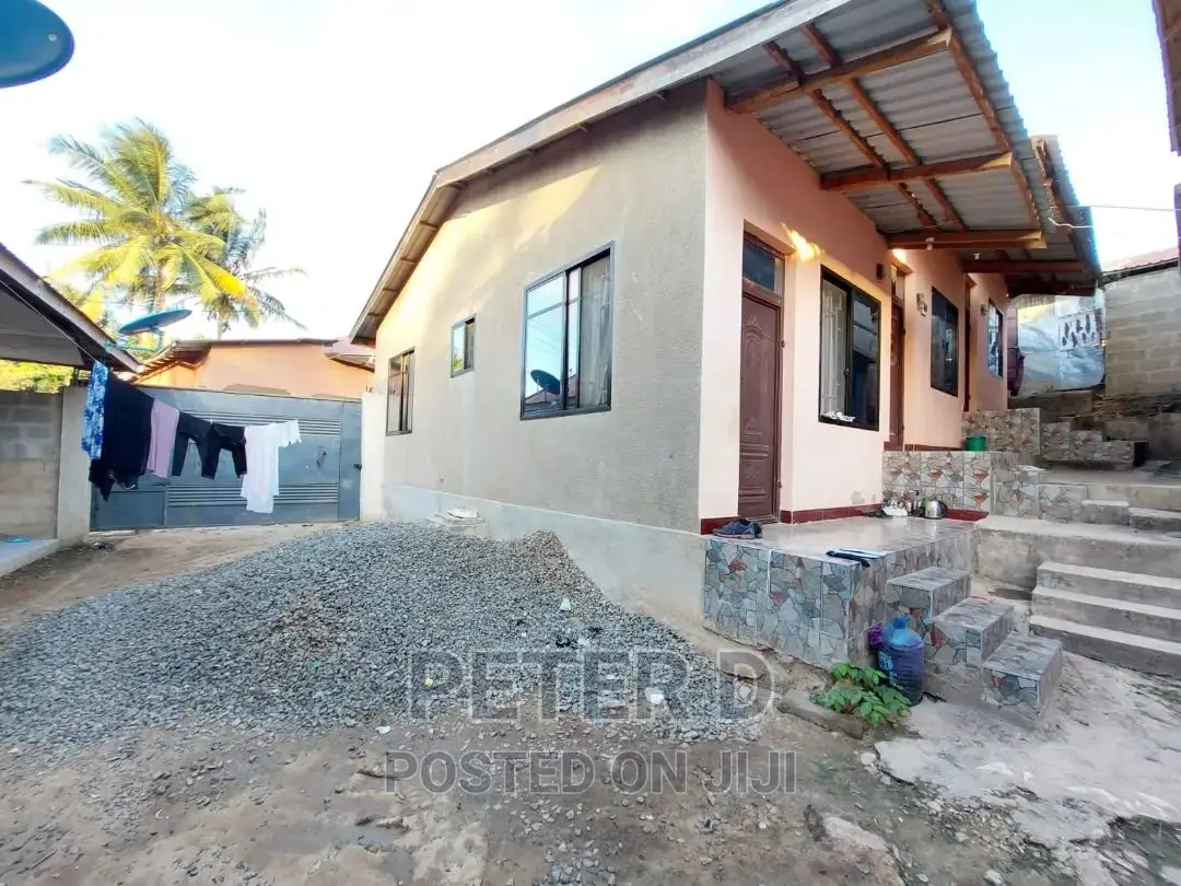 1bdrm Apartment in Kimara for rent