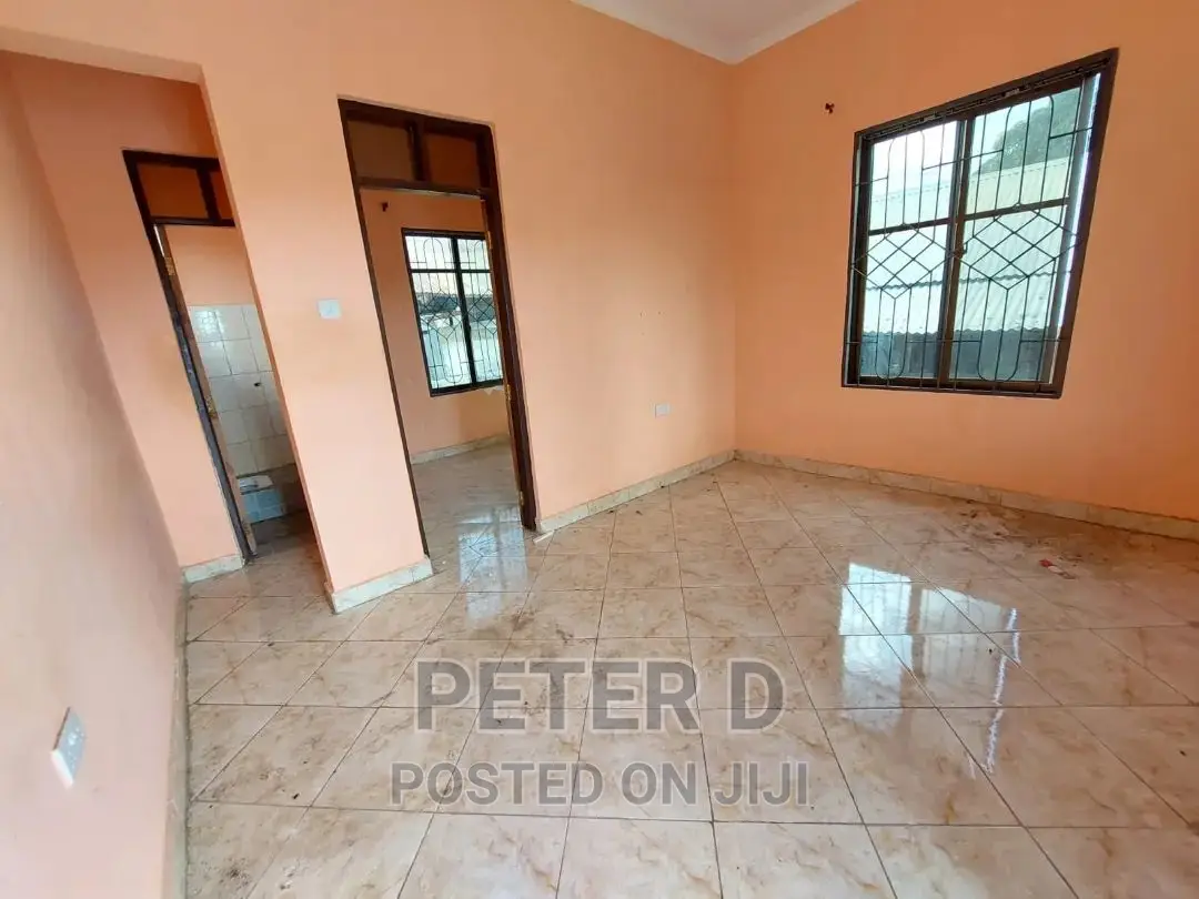 1bdrm Apartment in Kimara for rent