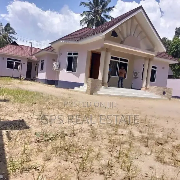 3bdrm House in Bahari Beach, Kinondoni for sale
