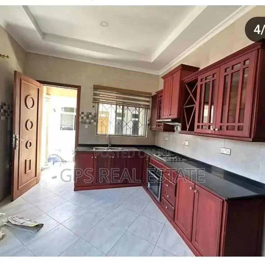 3bdrm House in Bahari Beach, Kinondoni for sale