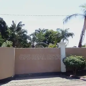 6bdrm House in Mbweni Ubungo, Kinondoni for sale