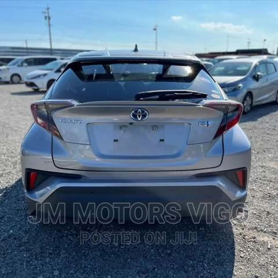 Toyota C-HR 2017 Gray