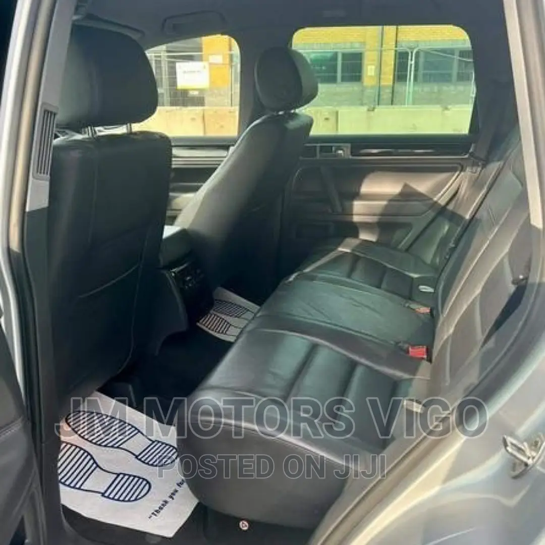 Volkswagen Touareg 2008 Silver