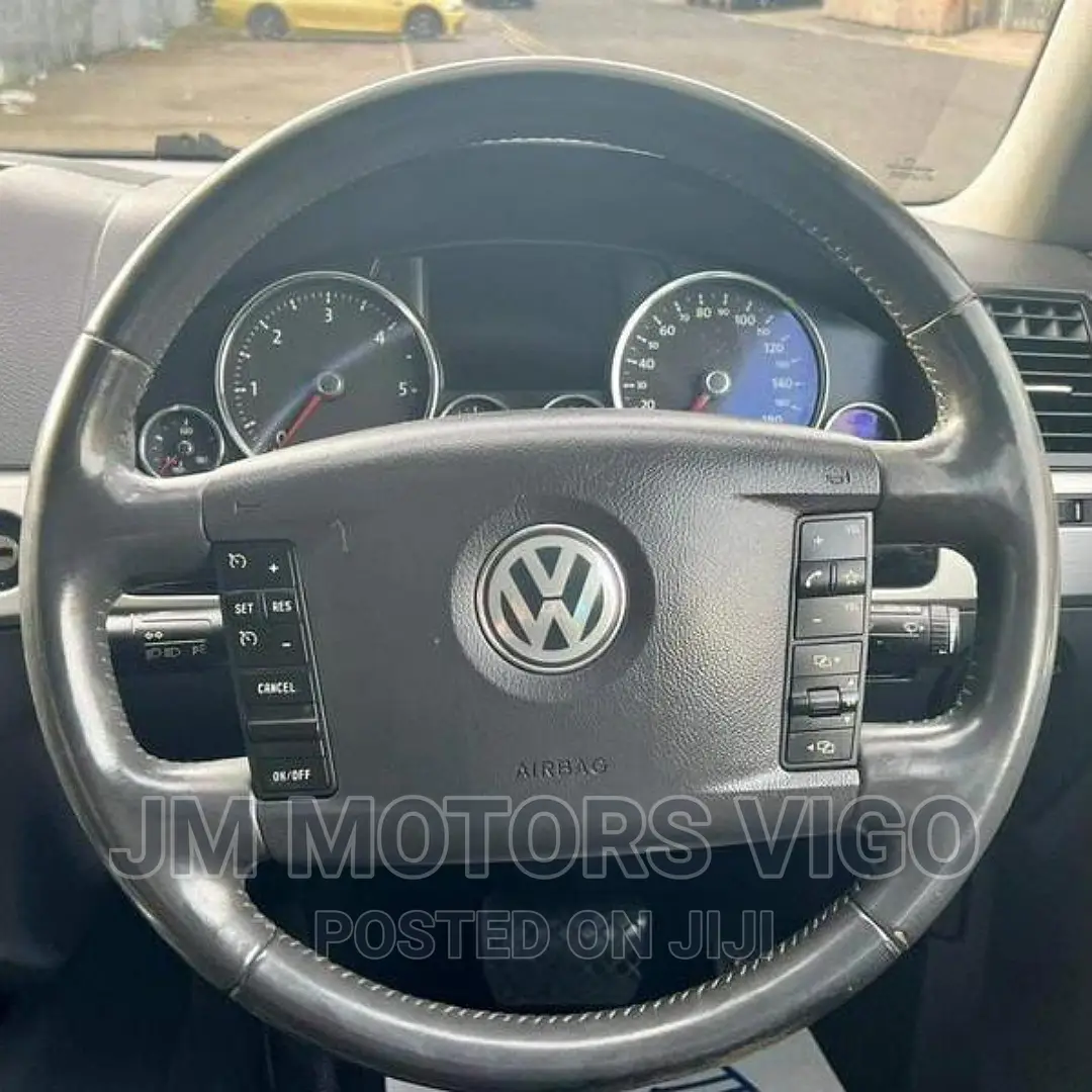 Volkswagen Touareg 2008 Silver