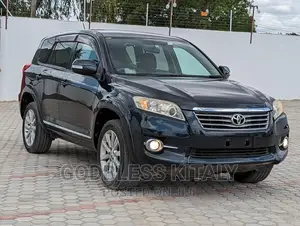 Toyota Vanguard 2012 Black