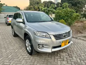 Toyota Vanguard 2008 Silver