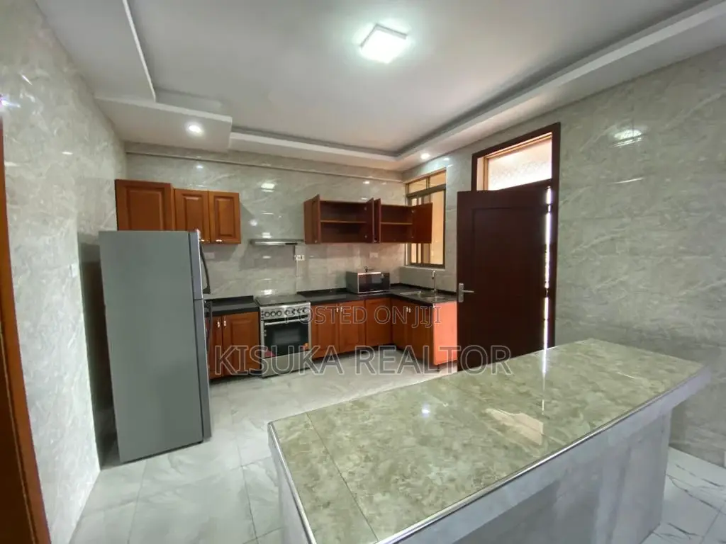 Furnished 3bdrm Apartment in Msasani for rent