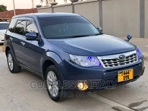 Subaru Forester 2011 Blue