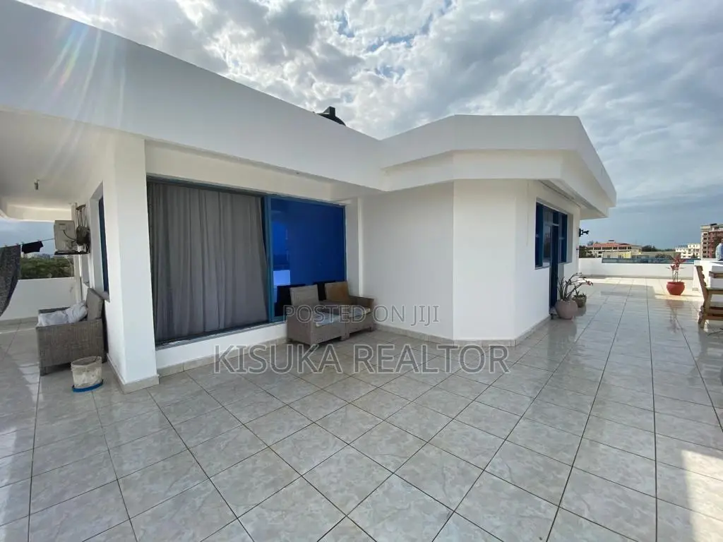 Furnished 2bdrm Penthouse in Masaki Prime Area for rent
