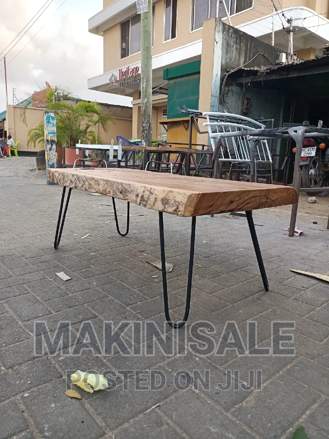 Coffee Table Nzuri Sana Simple