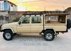 Toyota Land Cruiser 2018 Beige