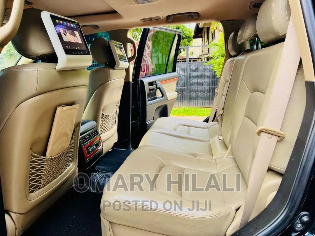Toyota Land Cruiser 4.6 V8 GX 2010 Black