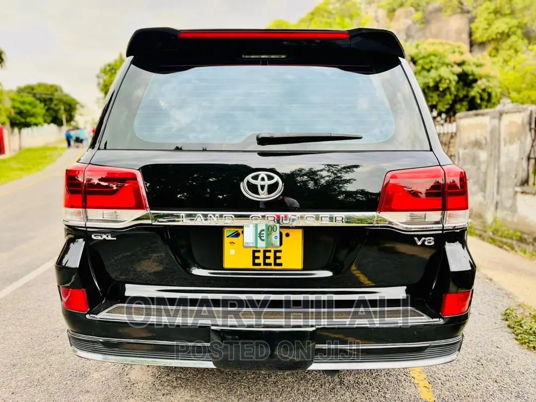 Toyota Land Cruiser 4.6 V8 GX 2010 Black