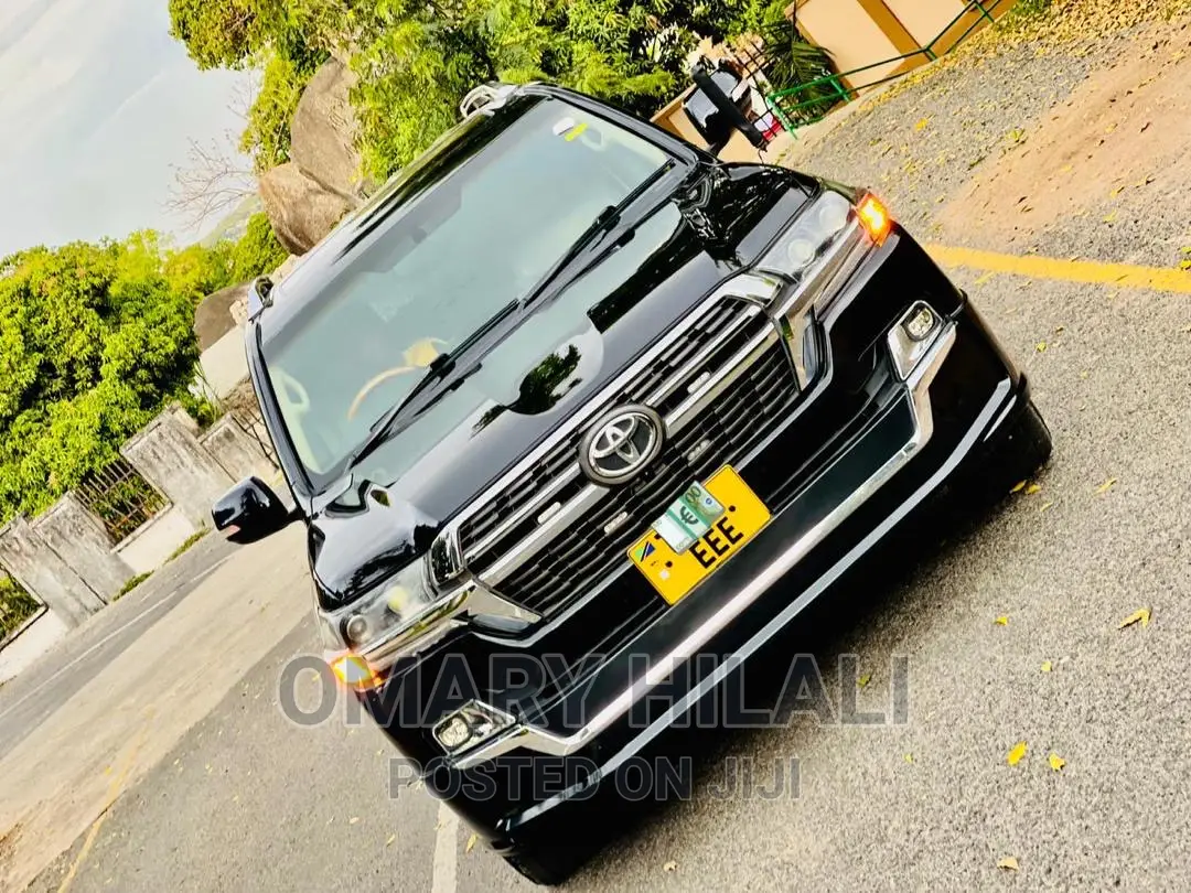 Toyota Land Cruiser 4.6 V8 GX 2010 Black