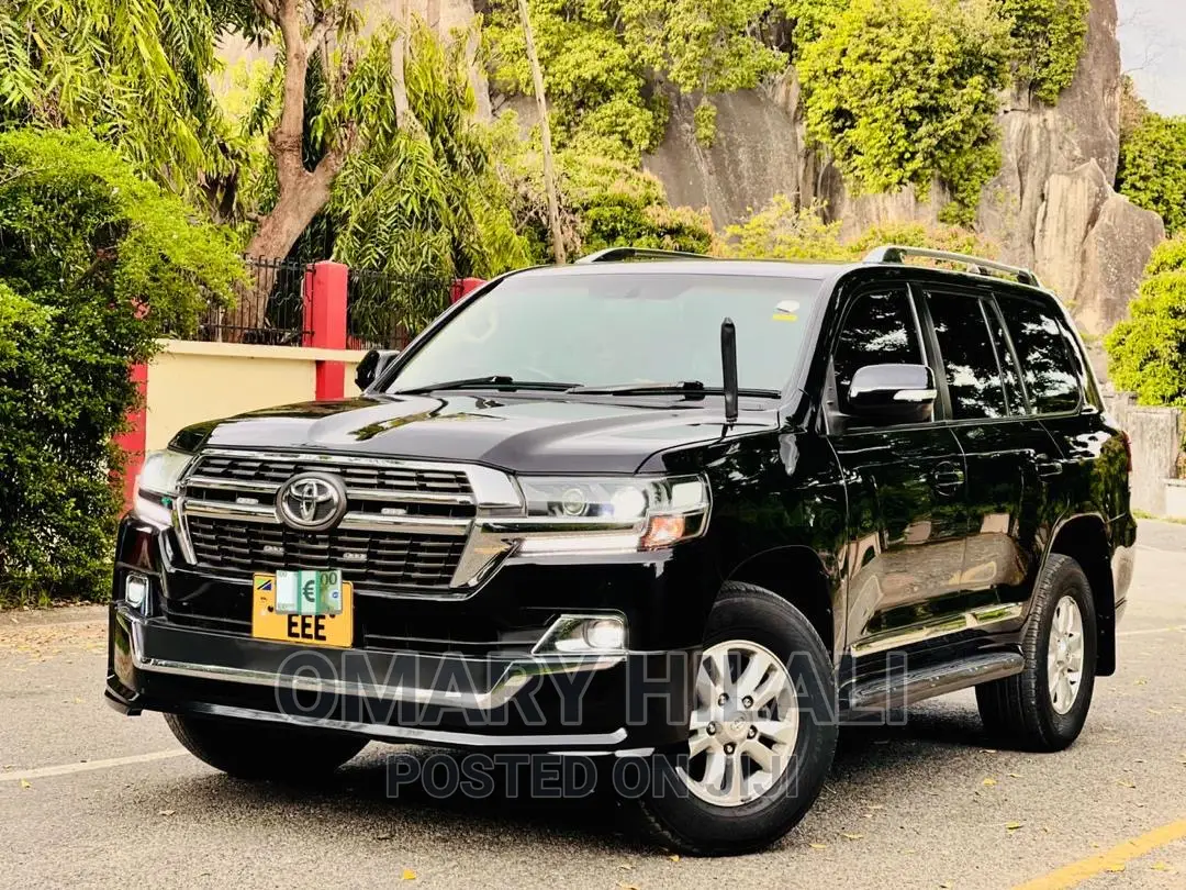 Toyota Land Cruiser 4.6 V8 GX 2010 Black