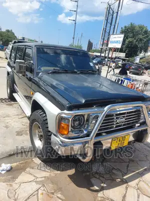 Nissan Patrol 1997 Black