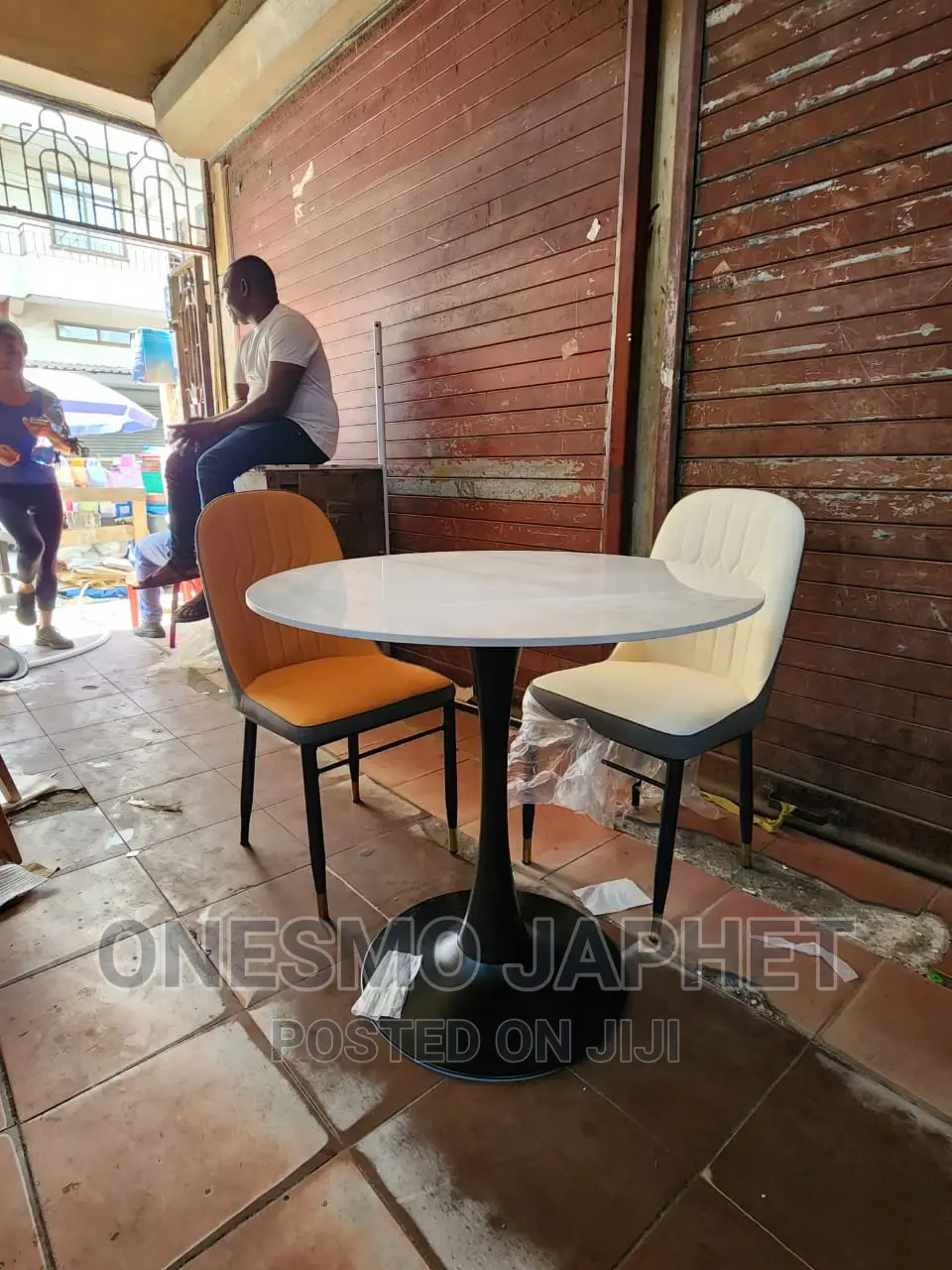 Round Table and Chairs