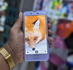 Sharp Aquos Sense SHV40 32 GB