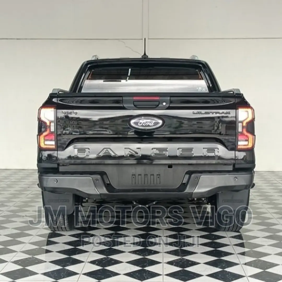Ford Ranger 2023 Black