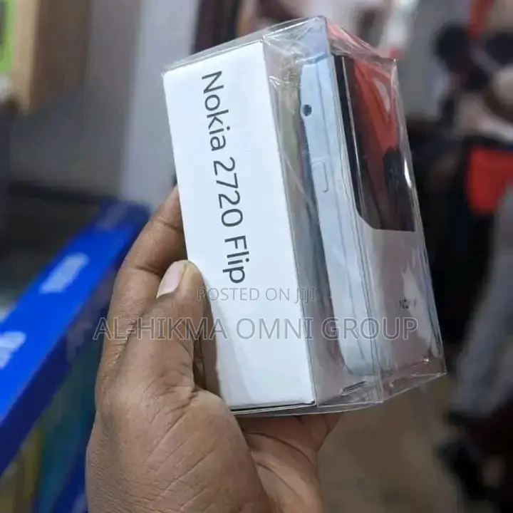 New Nokia 2720 Flip 512 GB White