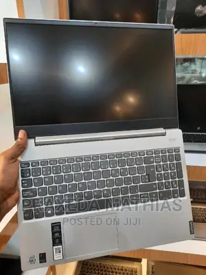 New Laptop Lenovo Ideapad S145-15 8GB Intel Core I7 SSD 256GB