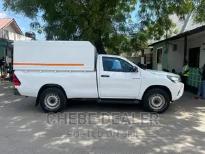Toyota Hilux 2019 Pearl