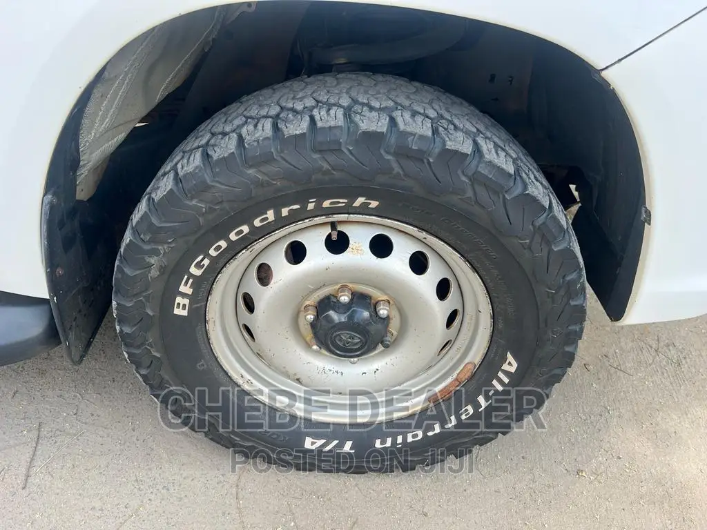 Toyota Hilux 2019 Pearl