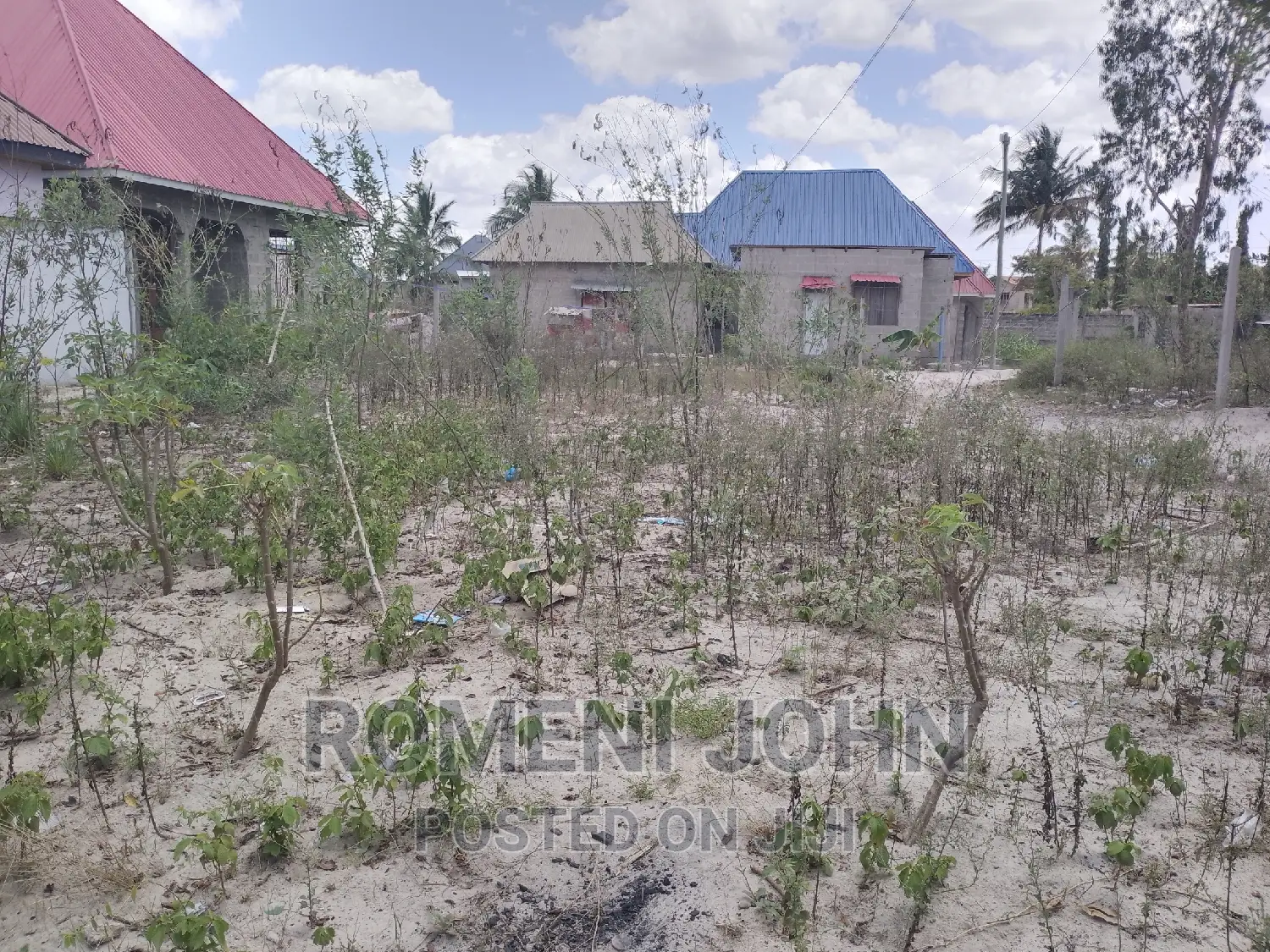Eneo La Kibiashara Na Makazi Linauzwa Ml 12 Ukonga Viwege