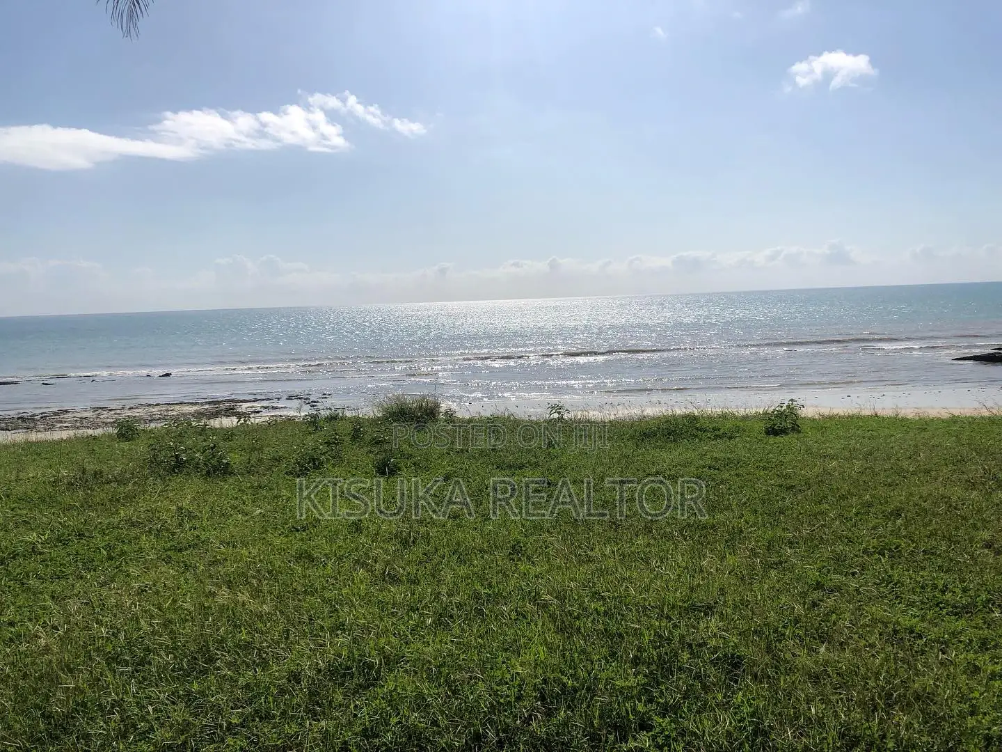Beach Plot for Sale in Bahari Beach