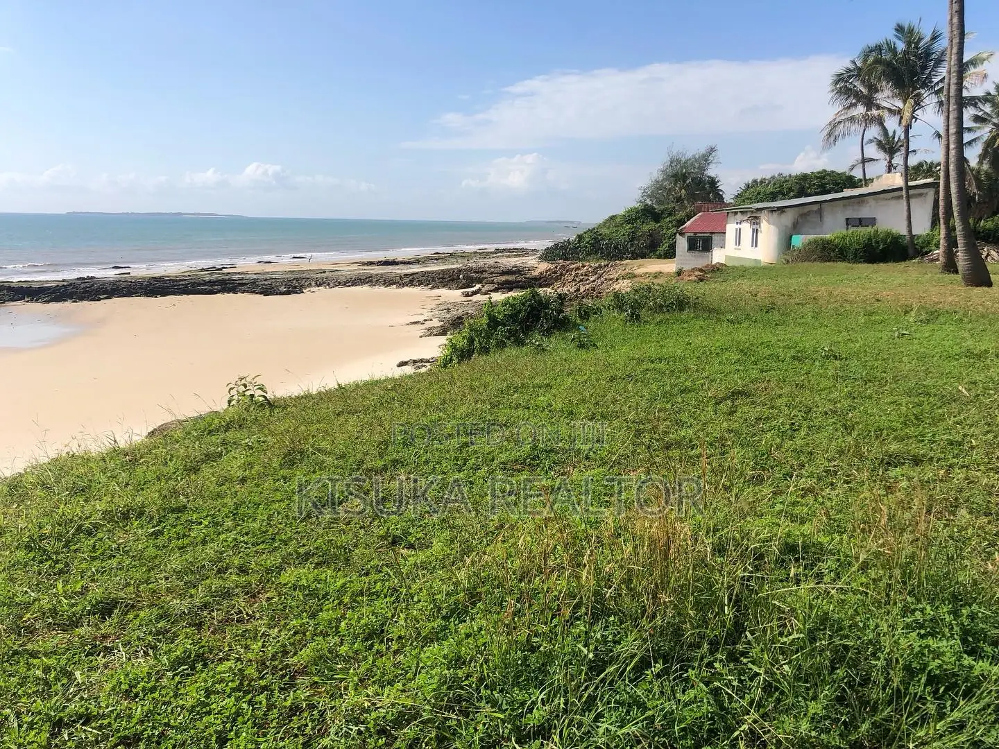 Beach Plot for Sale in Bahari Beach