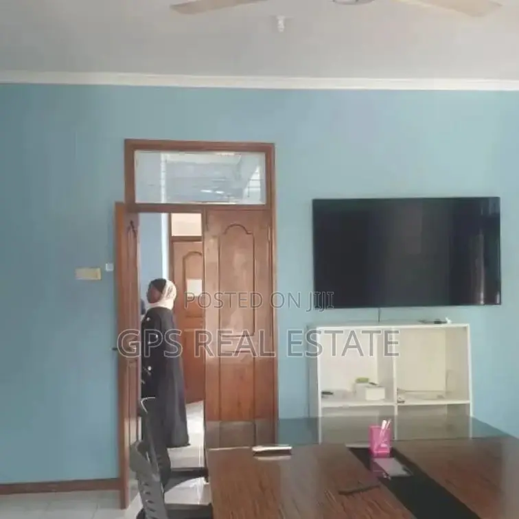 4bdrm House in Mikochen B, Kinondoni for sale