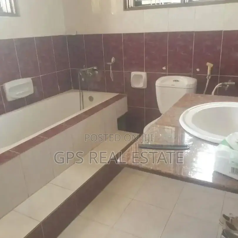 4bdrm House in Mikochen B, Kinondoni for sale