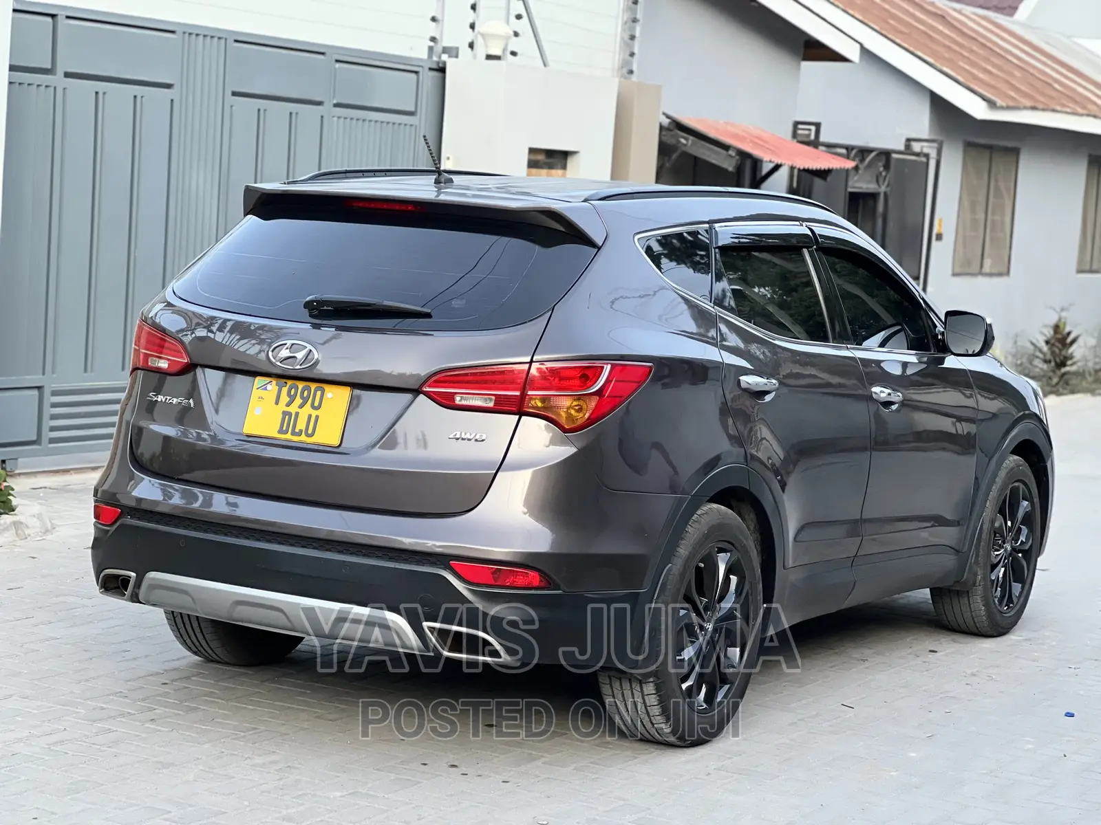 Hyundai Santa Fe 2015 Gray