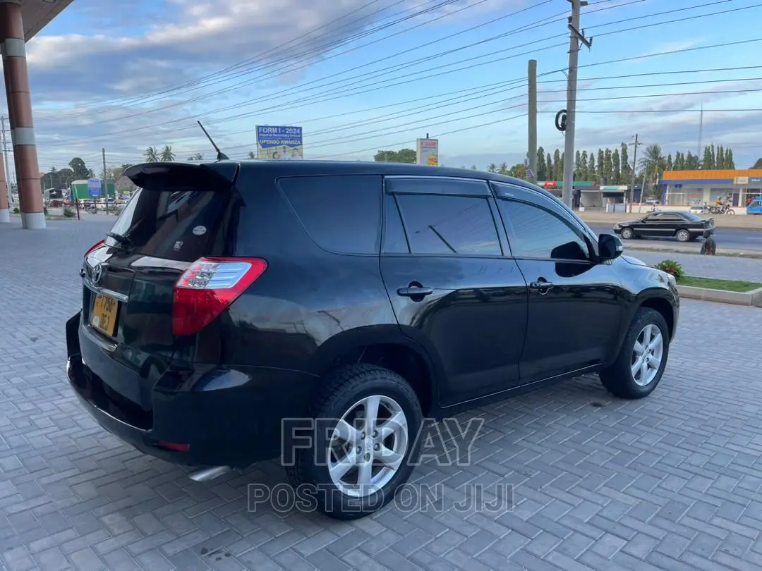 Toyota Vanguard 2008 Black