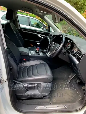 Volkswagen Touareg 2019 White