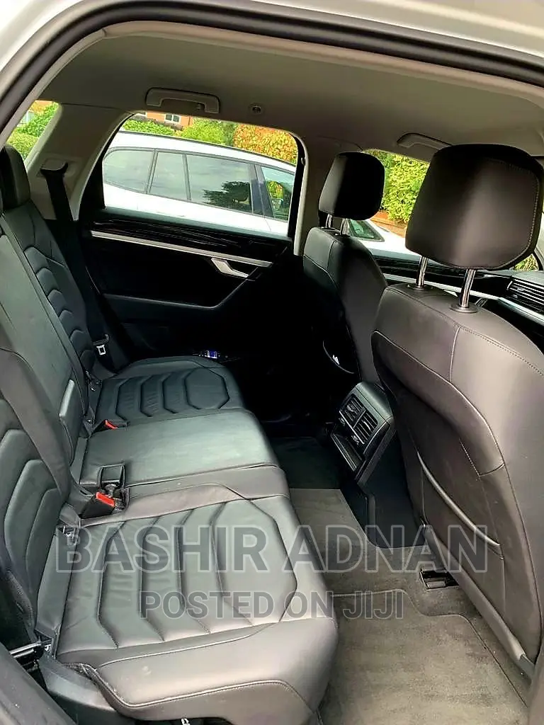 Volkswagen Touareg 2019 White