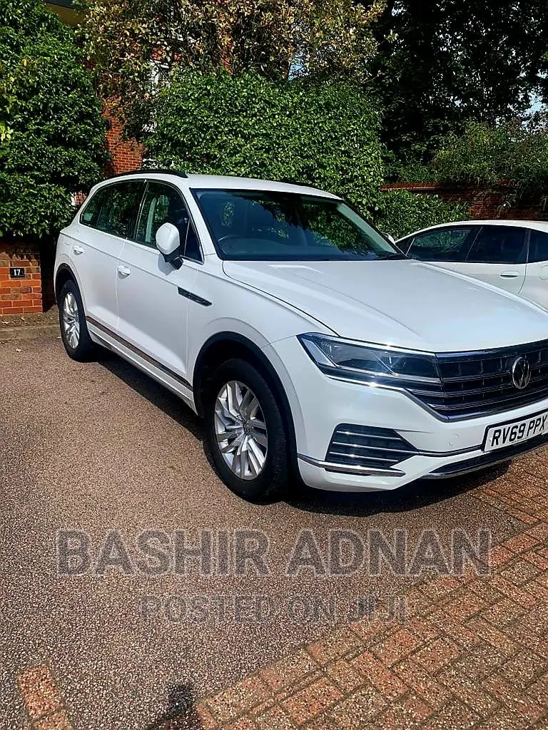 Volkswagen Touareg 2019 White