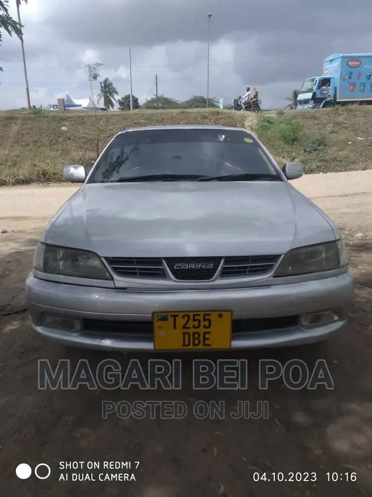 Toyota Carina 2001 Silver